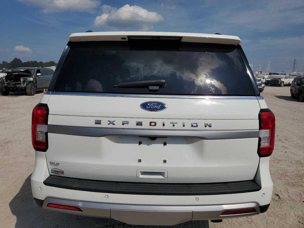 2022 FORD EXPEDITION XLT VIN:1FMJU1HT1NEA61683