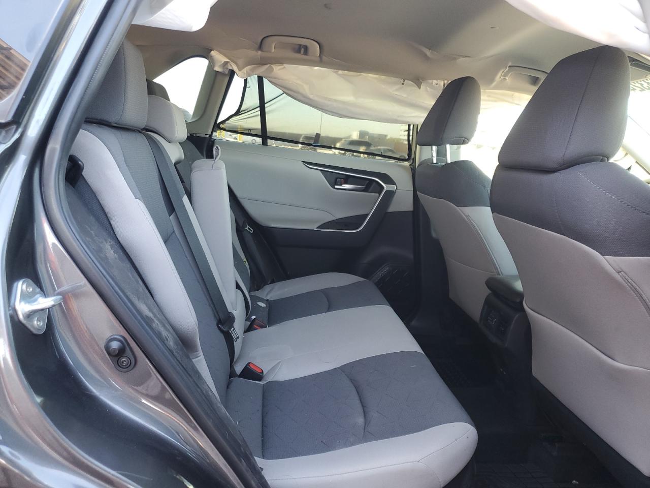 2023 TOYOTA RAV4 XLE VIN:4T3RWRFV7PU100390
