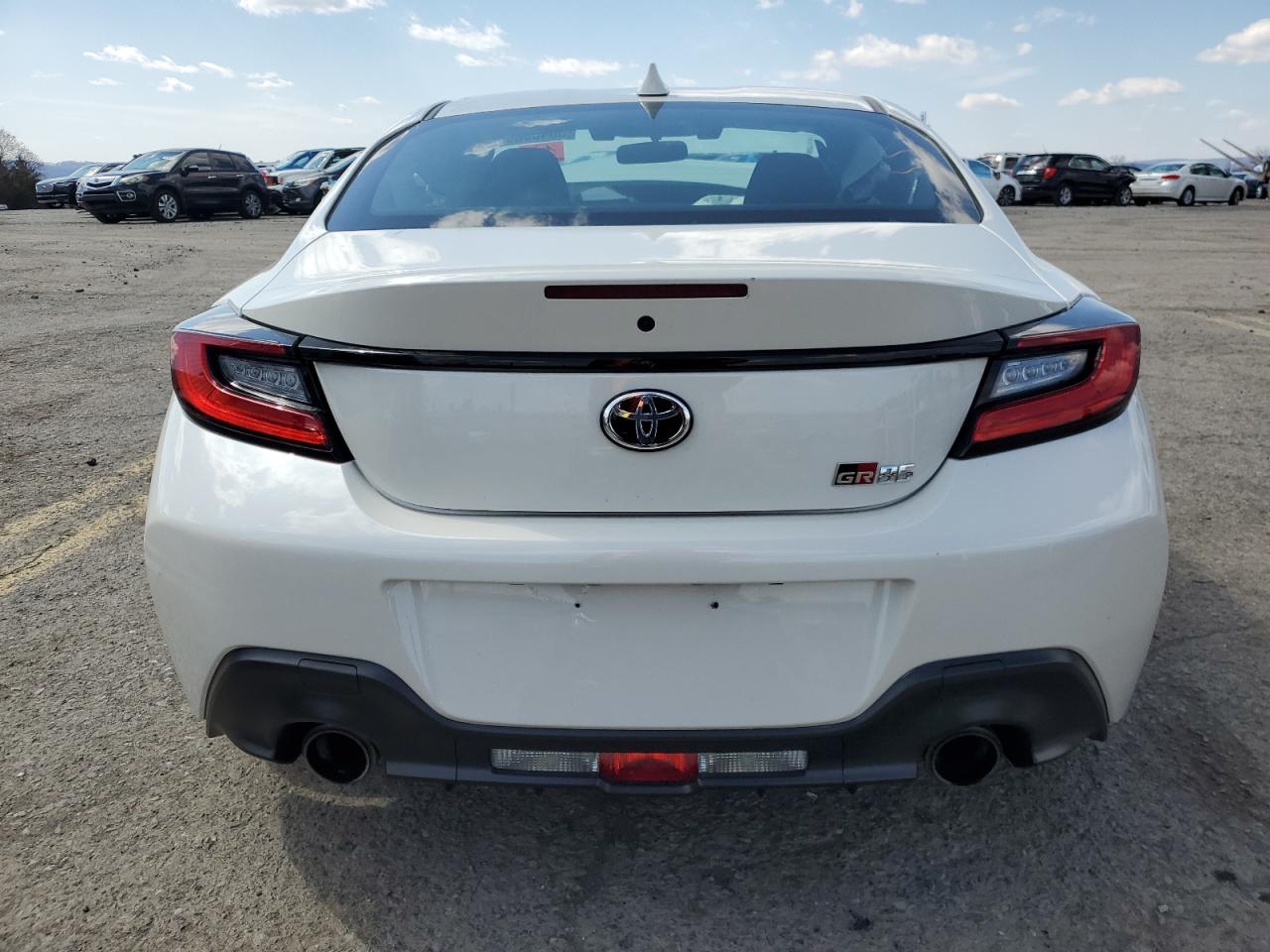 2024 TOYOTA GR 86 VIN:JF1ZNBB19R9752367