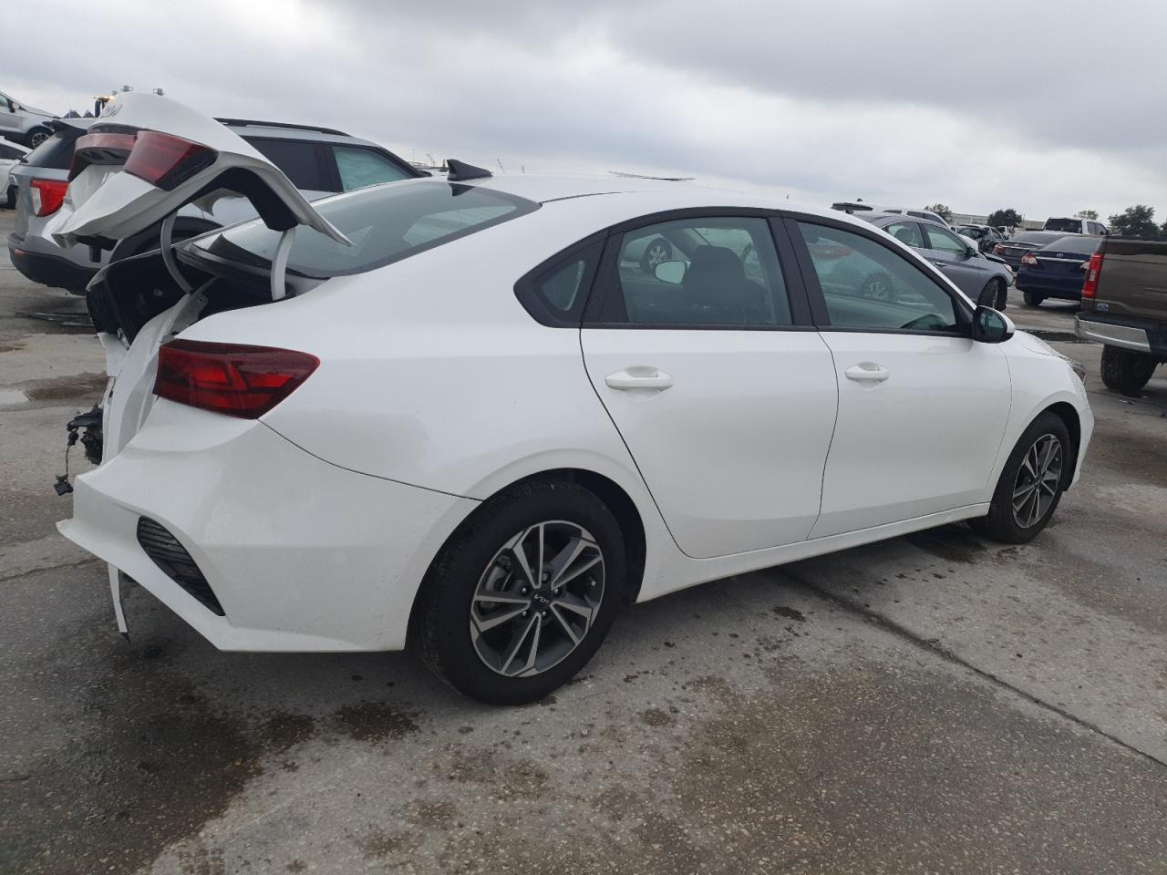 2024 KIA FORTE LX VIN:3KPF24ADXRE819079