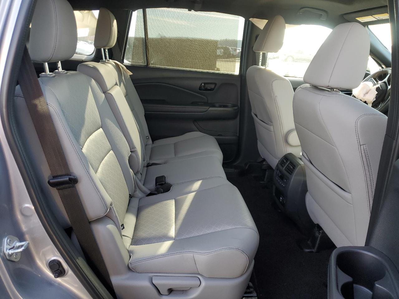 2022 HONDA PASSPORT ELITE VIN:5FNYF8H05NB029121