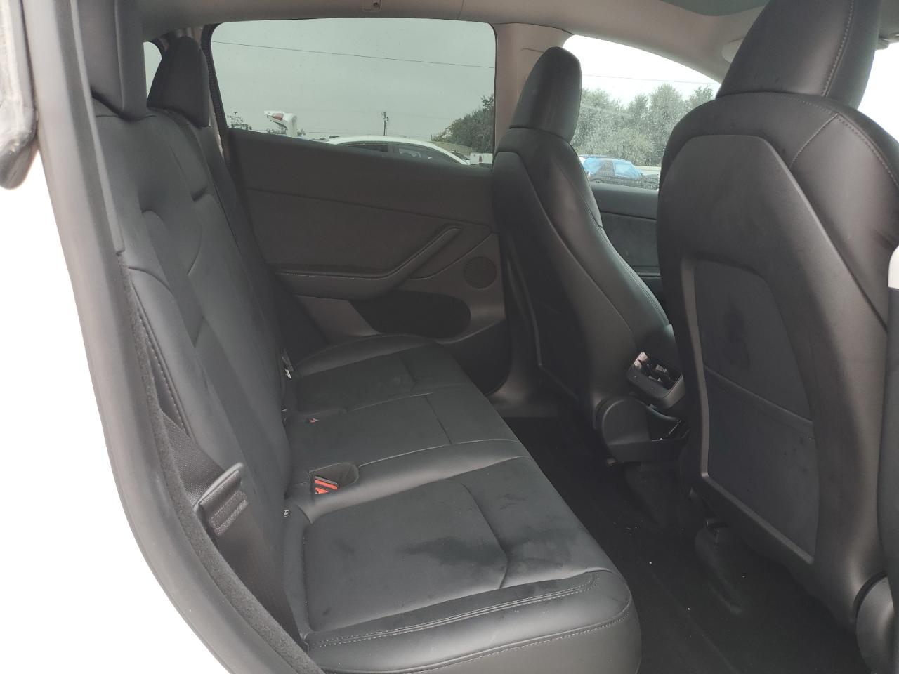 2023 TESLA MODEL Y  VIN:7SAYGDEE0PA070104