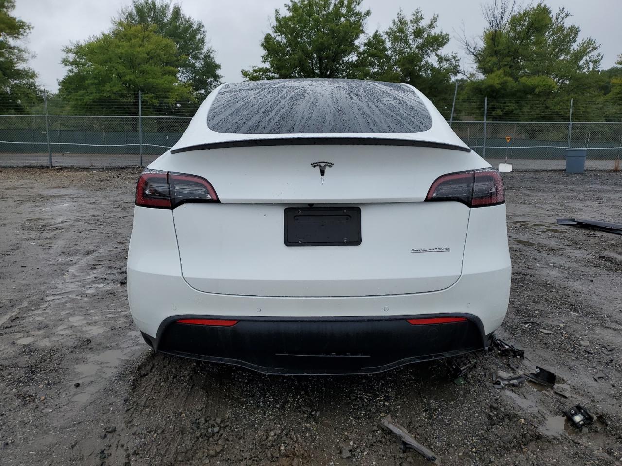2022 TESLA MODEL Y  VIN:7SAYGDEF9NF523483