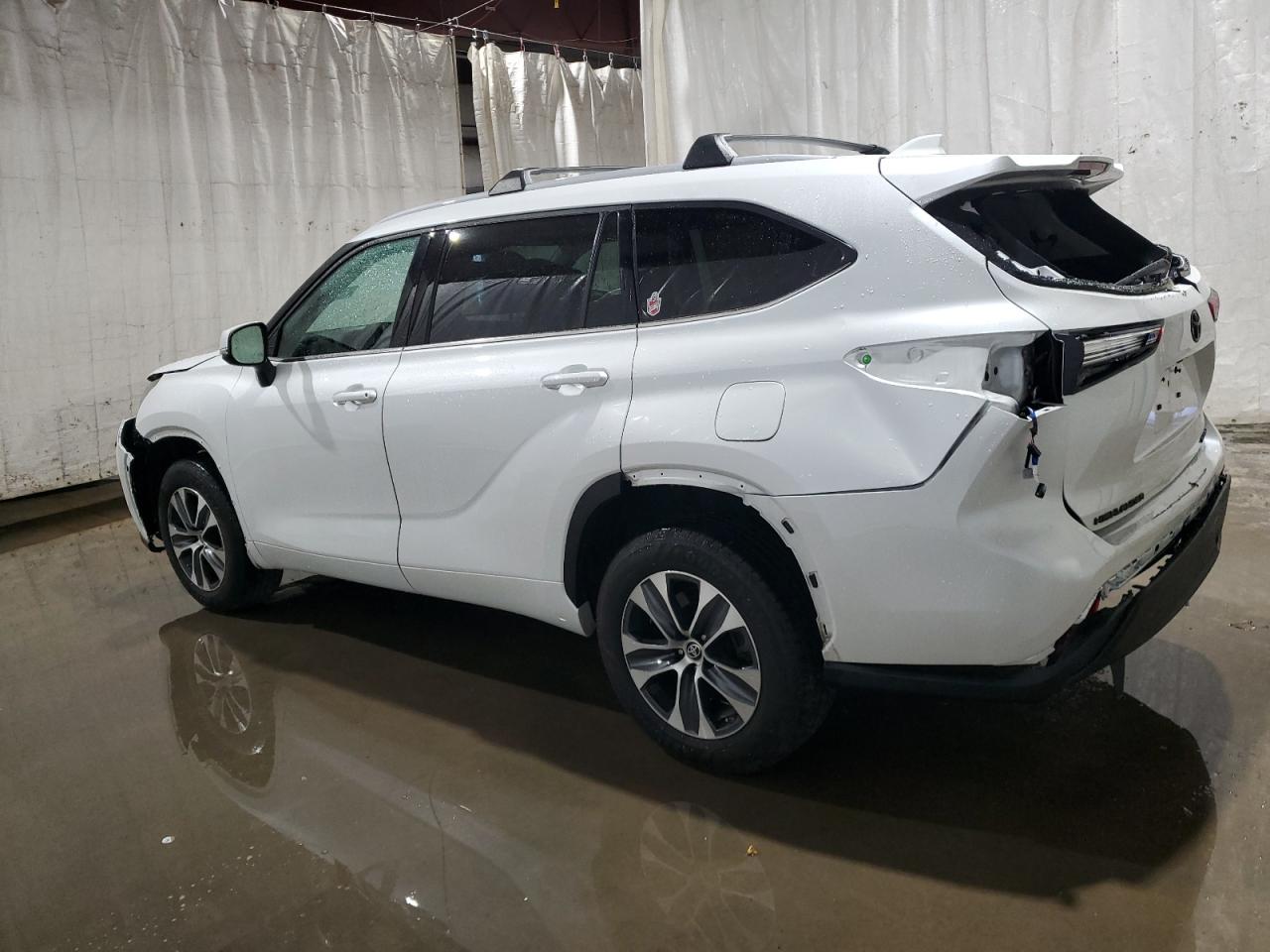 2022 TOYOTA HIGHLANDER XLE VIN:5TDGZRBH6NS255994