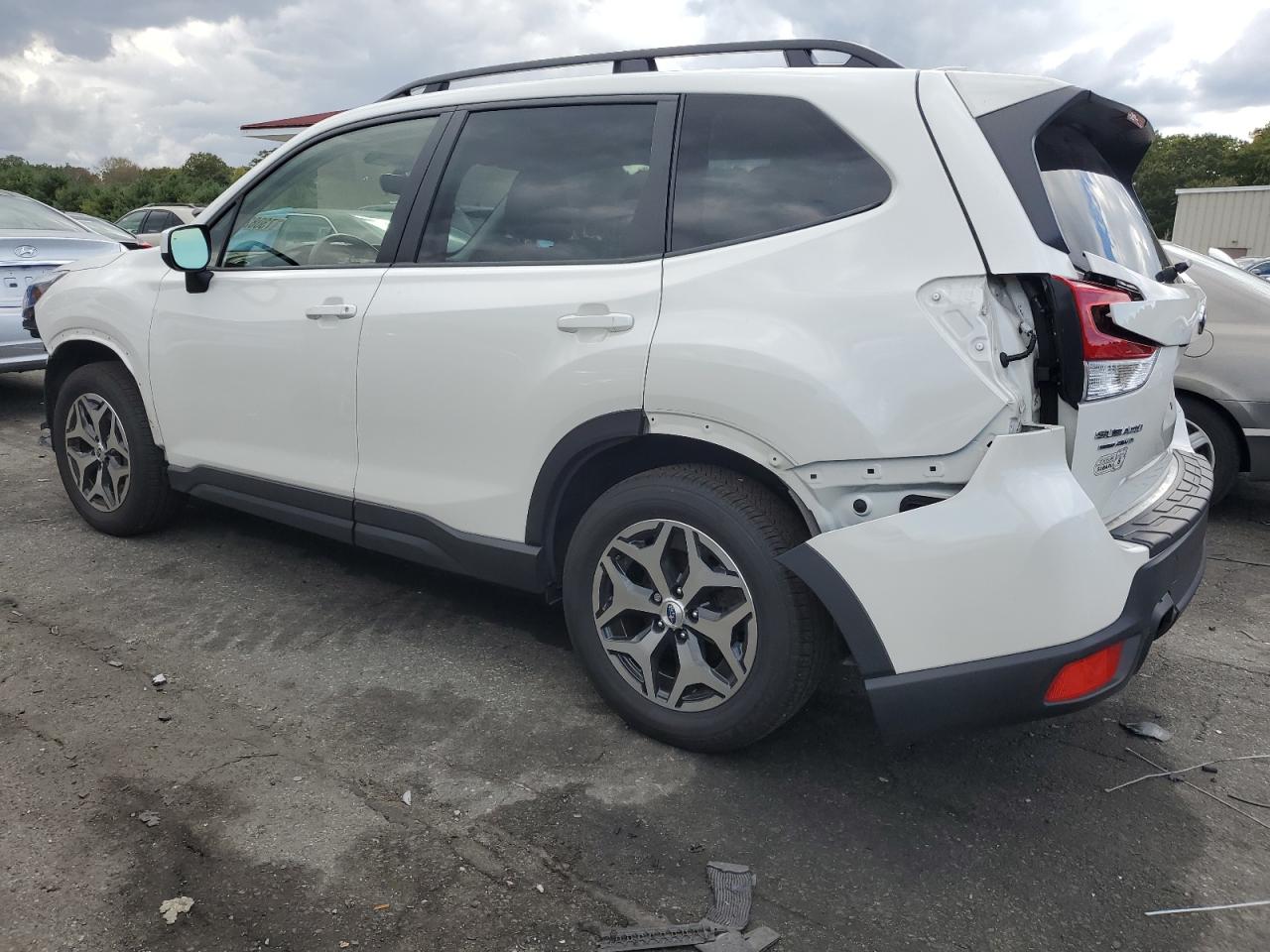 2023 SUBARU FORESTER PREMIUM VIN:JF2SKADC3PH510854