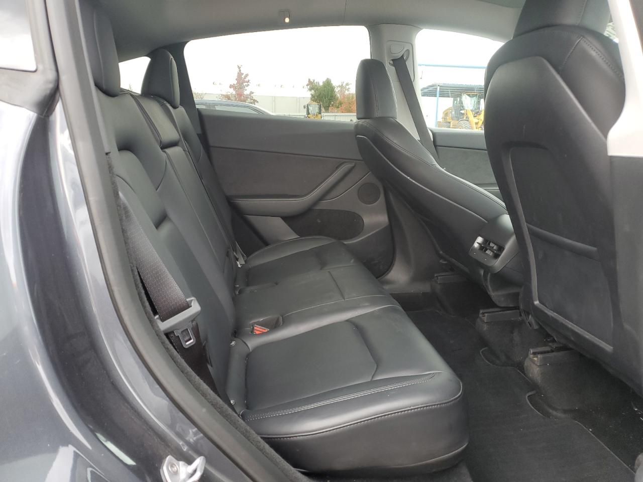 2023 TESLA MODEL Y  VIN:7SAYGDEE0PF695329