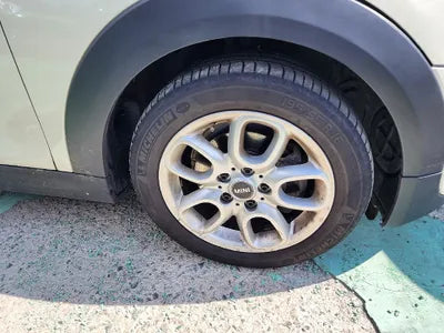 2019 MINI Cooper VIN: