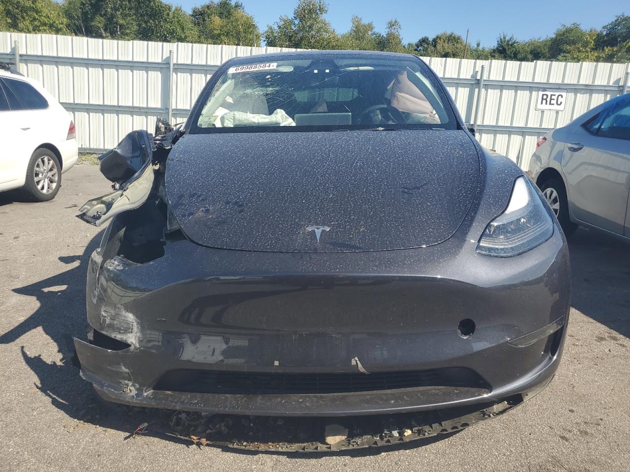 2024 TESLA MODEL Y  VIN:7SAYGDEE0RA230517