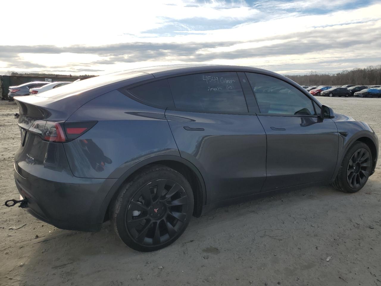 2022 TESLA MODEL Y  VIN:7SAYGDEE9NF319614