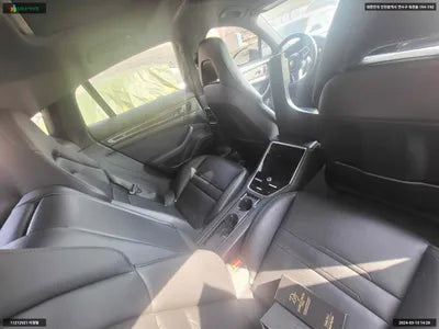 2017 Porsche Panamera WP0AA2A7XHL100772 VIN:WP0AA2A7XHL100772