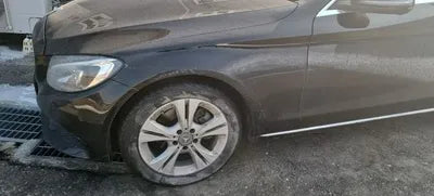 2018 Mercedes-Benz C 220 VIN: