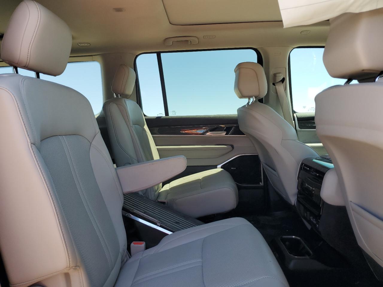 2022 JEEP WAGONEER SERIES III VIN:1C4SJVDT1NS131781