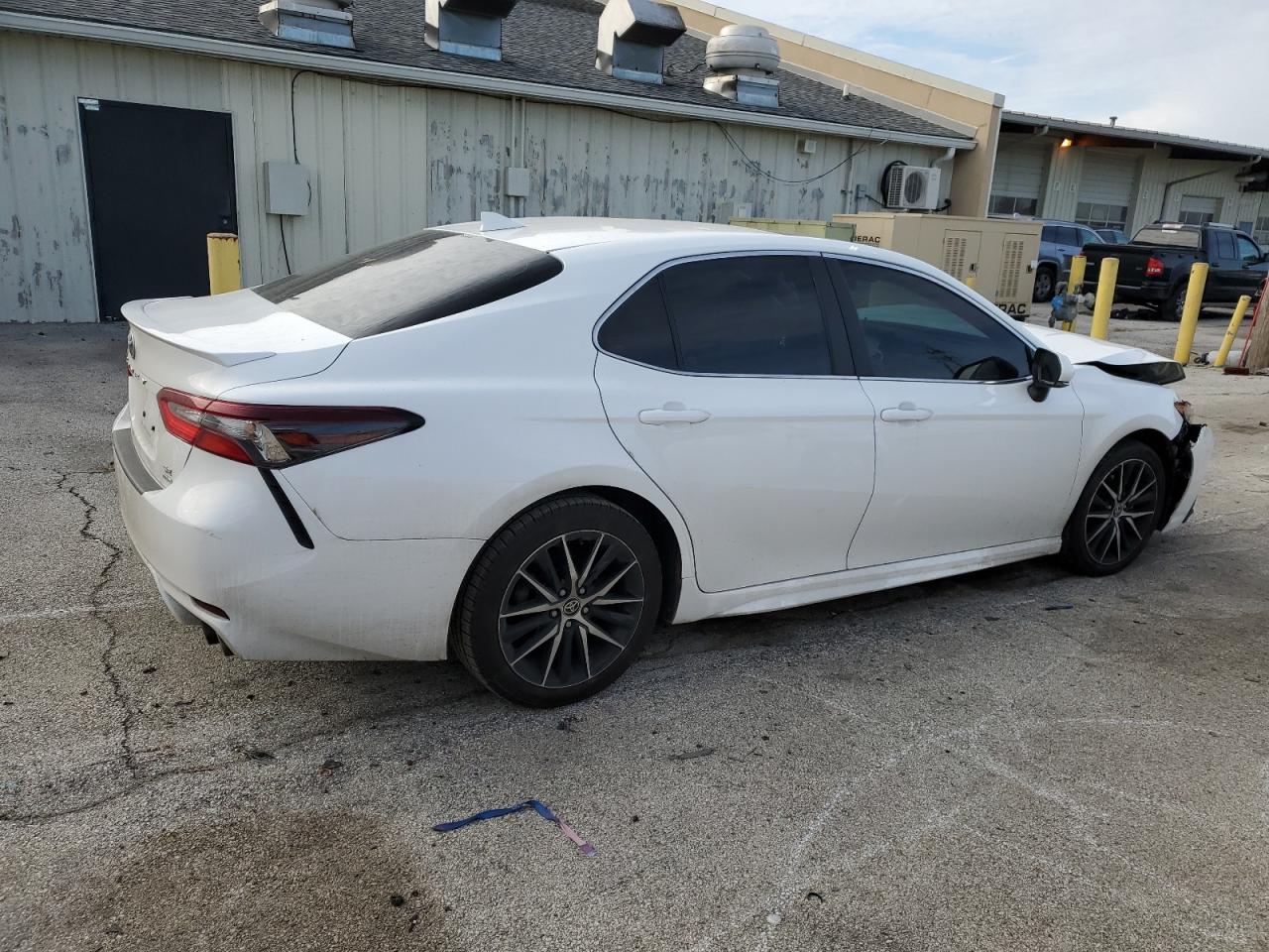 2022 TOYOTA CAMRY SE VIN:4T1T11BK7NU072713