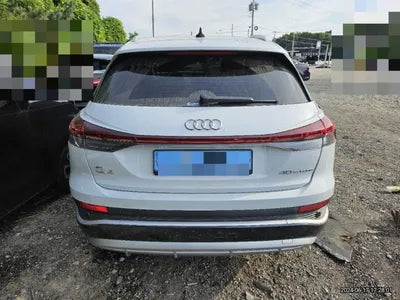 2023 Audi e-tron VIN: