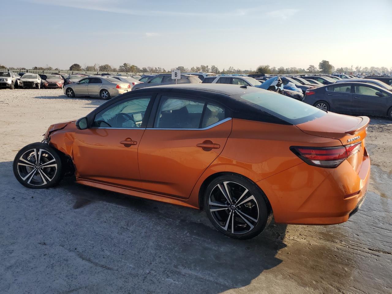 2022 NISSAN SENTRA SR VIN:3N1AB8DV0NY230012