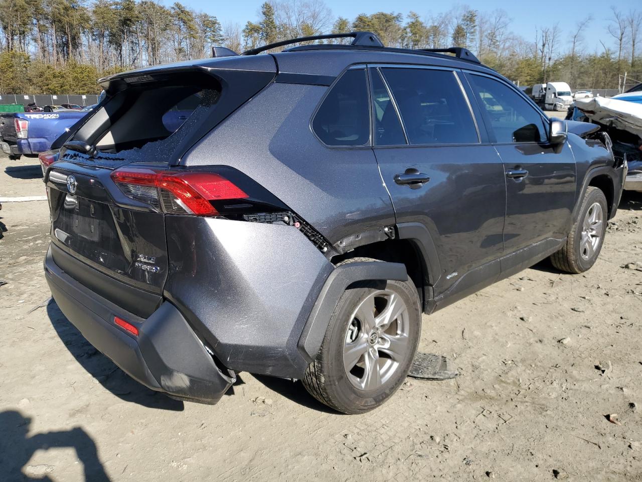 2023 TOYOTA RAV4 XLE VIN:JTMRWRFVXPD186887