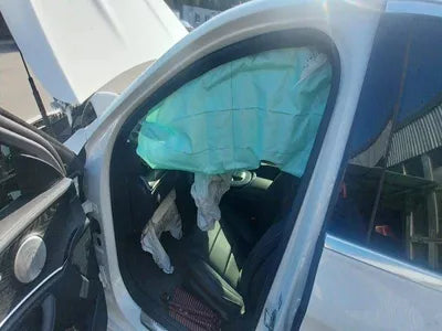 2022 Mercedes-Benz E 220 VIN: