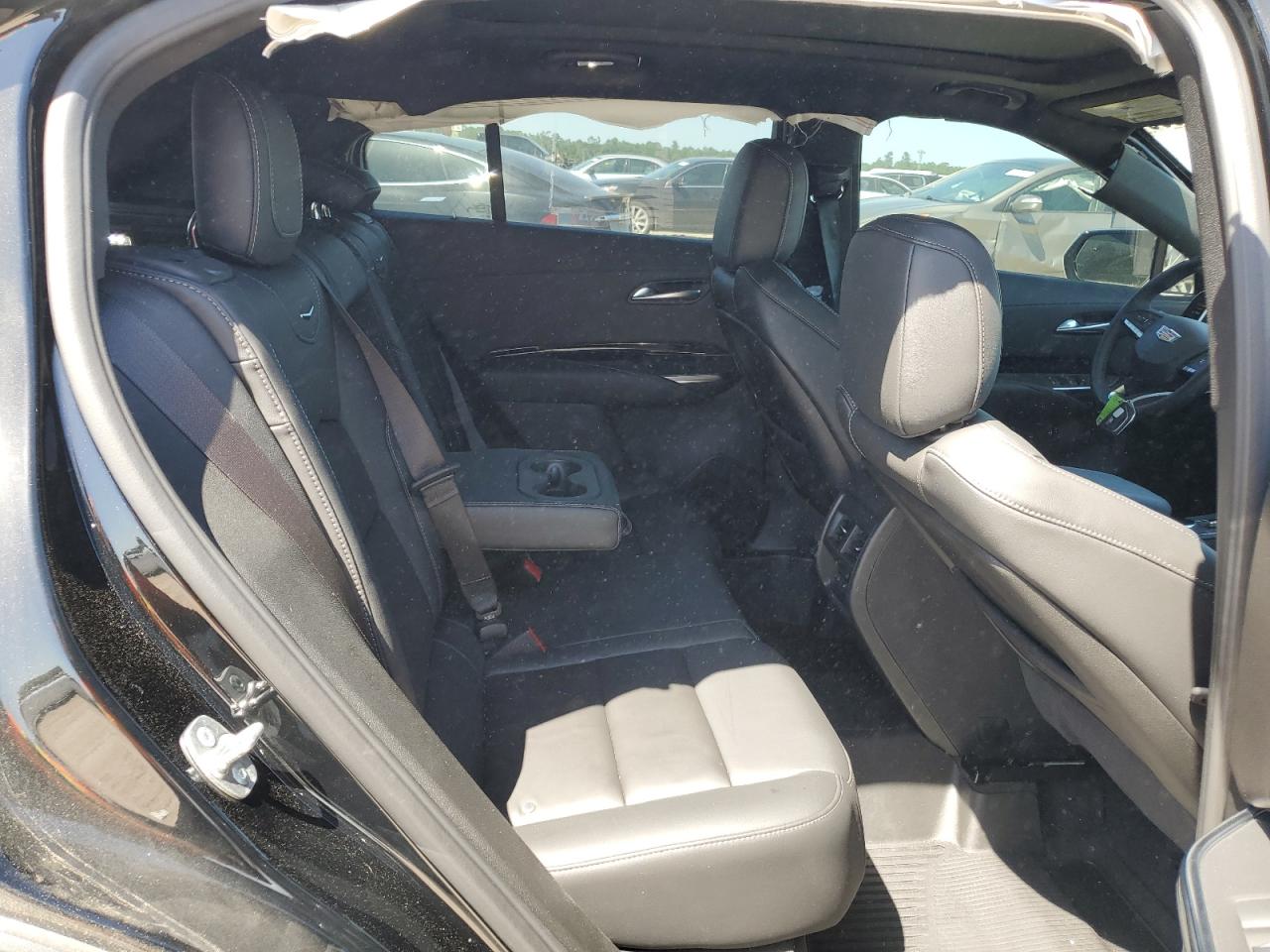 2024 CADILLAC XT4 LUXURY VIN:1GYAZAR49RF206895