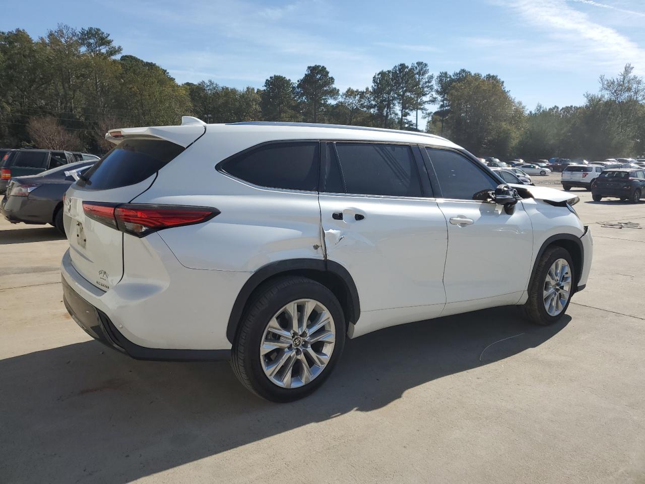 2022 TOYOTA HIGHLANDER LIMITED VIN:5TDYZRAHXNS549744
