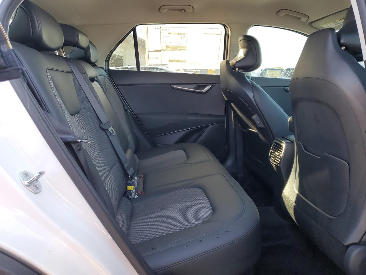 2024 KIA NIRO EX VIN:KNDCR3LE0R5204356