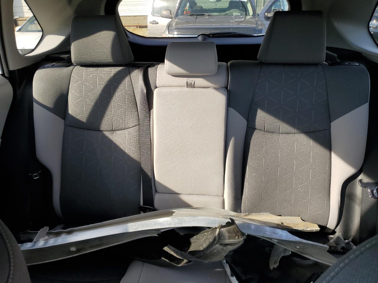 2022 TOYOTA RAV4 XLE VIN:2T3W1RFV6NC203820