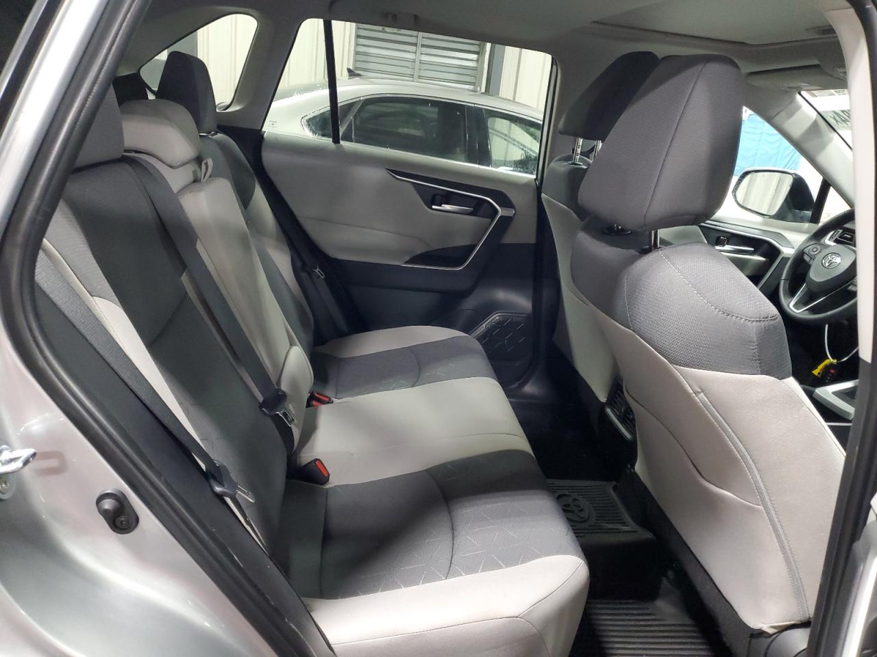 2023 TOYOTA RAV4 XLE VIN:2T3P1RFV6PW404588