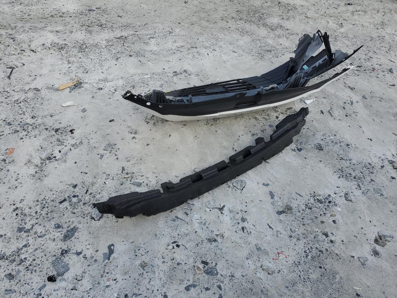 2024 HYUNDAI ELANTRA SEL VIN:KMHLS4DG1RU726005