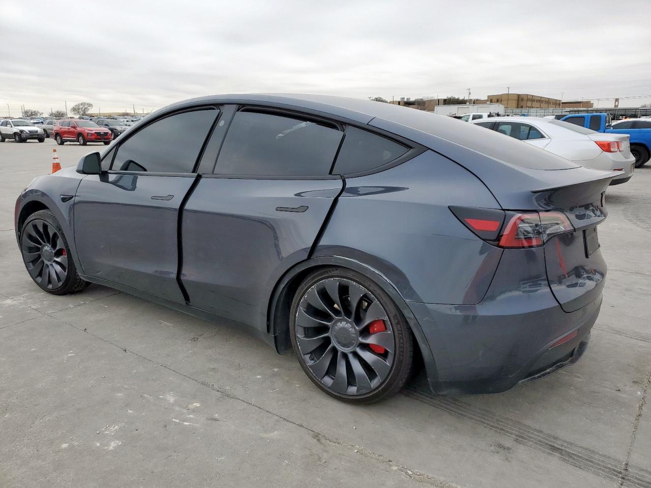 2023 TESLA MODEL Y  VIN:7SAYGDEF0PF976846