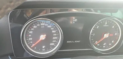 2016 Mercedes-Benz E 220 VIN: