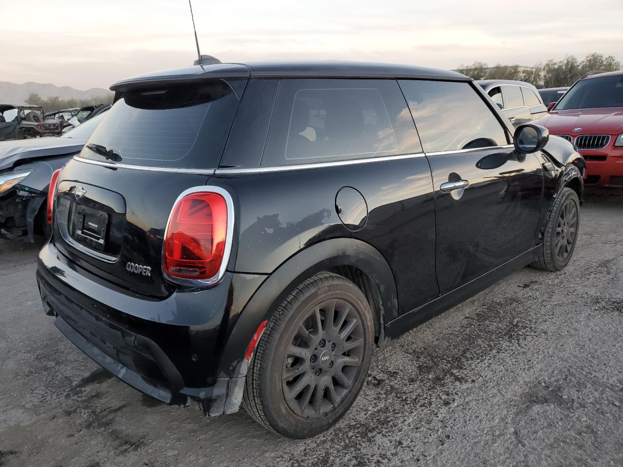 2022 MINI COOPER  VIN:WMW33DH09N2R98335