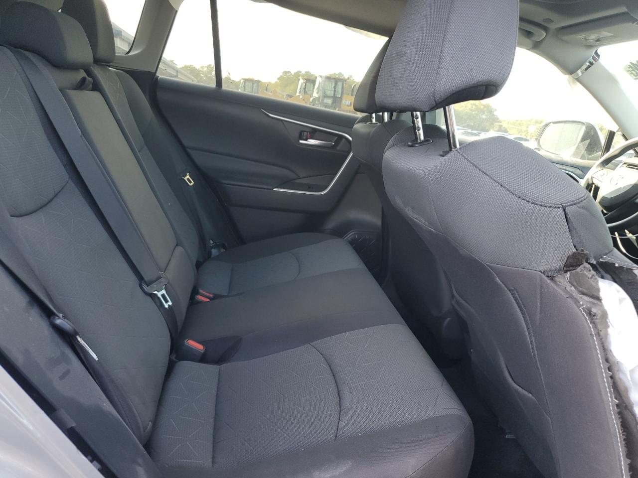 2023 TOYOTA RAV4 XLE VIN:2T3W1RFV4PC225463