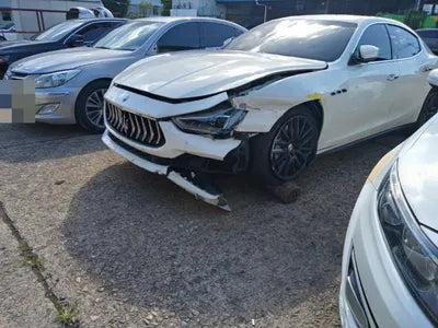 2018 Maserati Ghibli VIN: