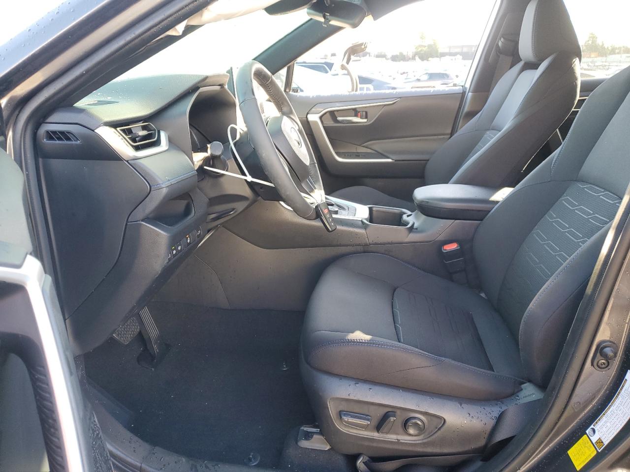 2024 TOYOTA RAV4 SE VIN:JTM16RFV2RJ061299