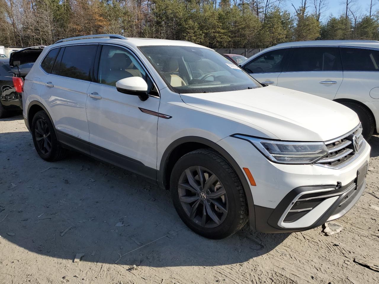 2022 VOLKSWAGEN TIGUAN SE VIN:3VV3B7AX8NM059296