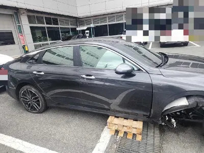 2022 Kia K5 KNAG6412BNA192040 VIN:KNAG6412BNA192040
