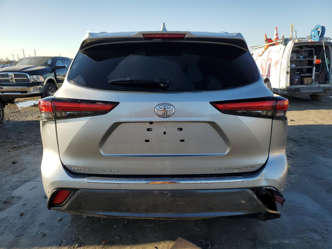 2023 TOYOTA HIGHLANDER L VIN:5TDKDRBHXPS522016