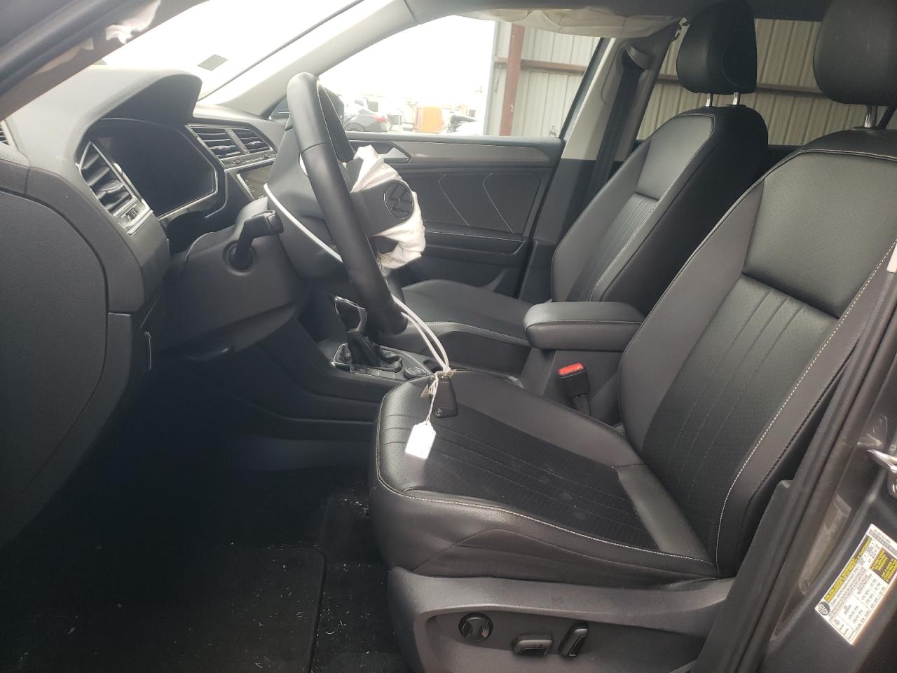 2022 VOLKSWAGEN TIGUAN SE VIN:3VV2B7AX6NM097038