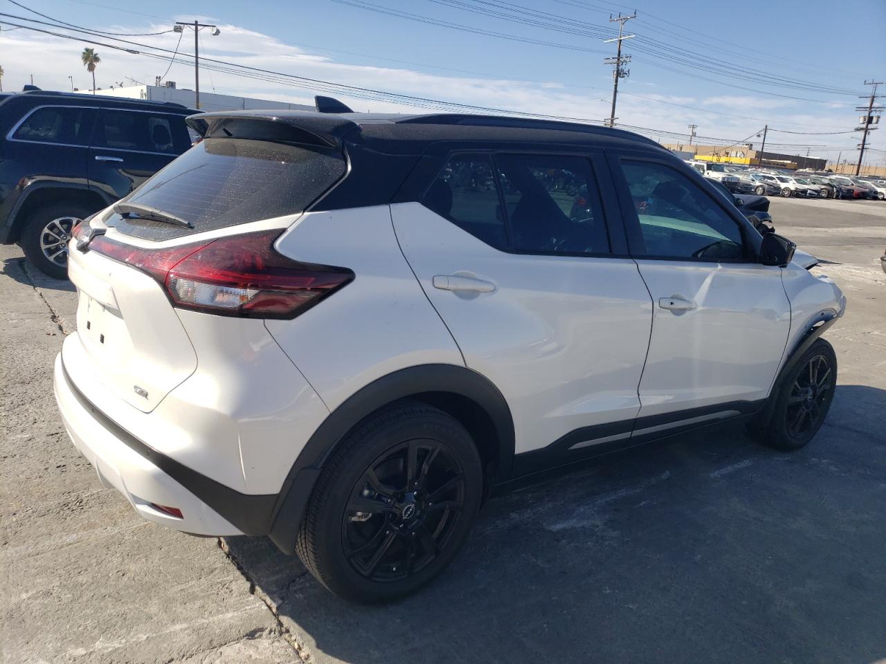 2023 NISSAN KICKS SR VIN:3N1CP5DV7PL497723