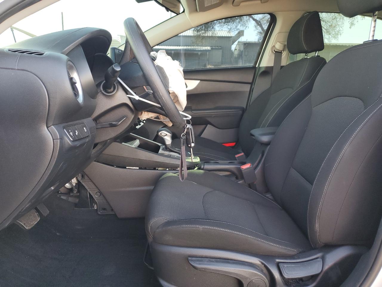 2022 KIA FORTE FE VIN:3KPF24AD2NE468825