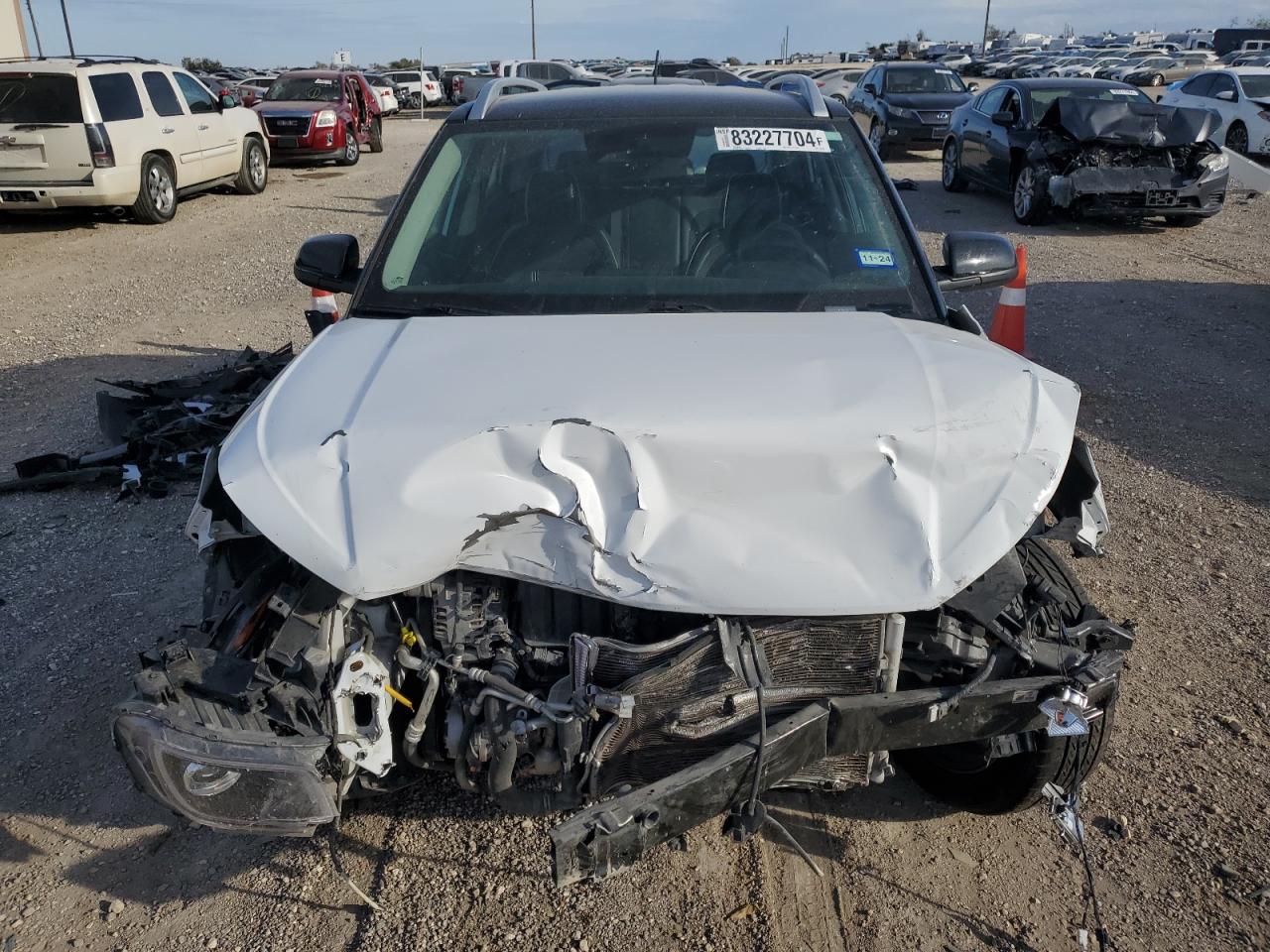 2023 HYUNDAI VENUE SEL VIN:KMHRC8A3XPU213705