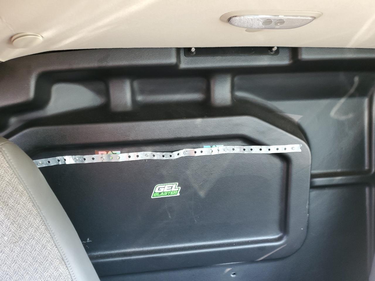 2024 CHEVROLET EXPRESS G2500  VIN:1GCWGAF78R1102458