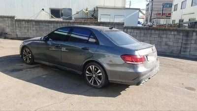 2015 Mercedes-Benz E 300 VIN: