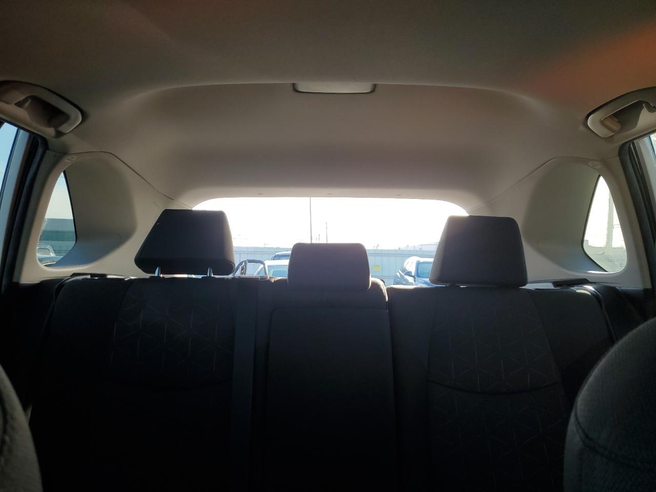 2022 TOYOTA RAV4 XLE VIN:2T3P1RFV2NW294846