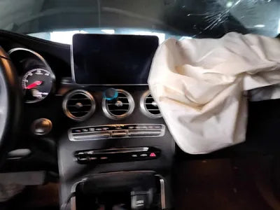 2016 Mercedes-Benz GLC 220 VIN: