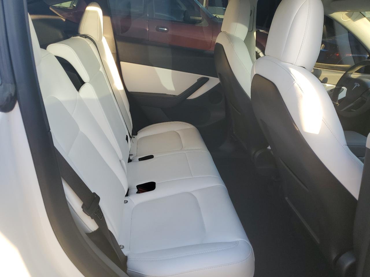 2022 TESLA MODEL Y  VIN:7SAYGDEF4NF379745