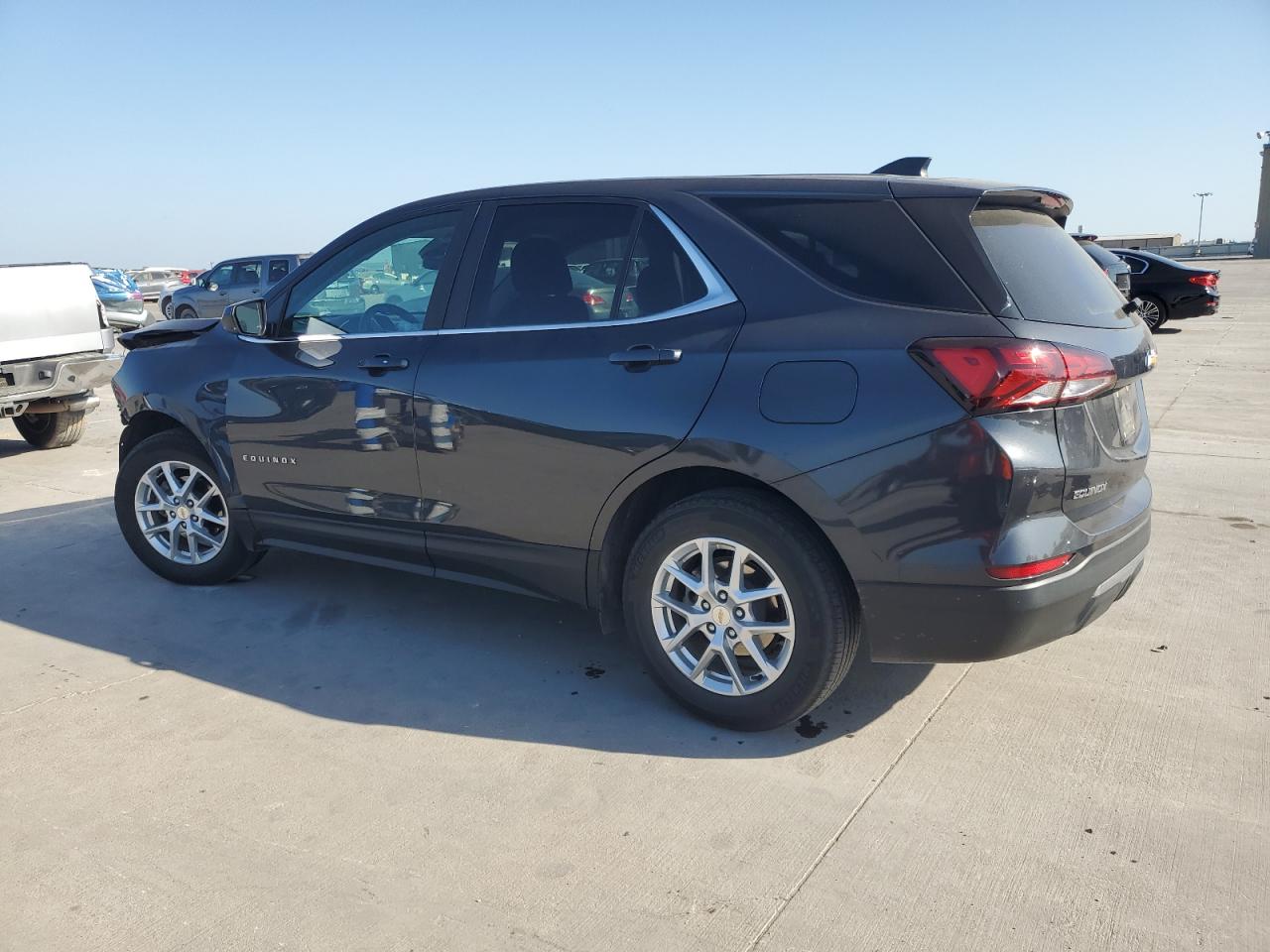 2022 CHEVROLET EQUINOX LT VIN:2GNAXKEV1N6110268