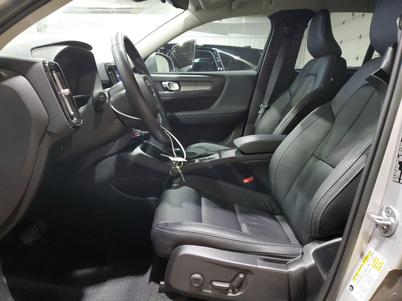 2023 VOLVO XC40 CORE VIN:YV4L12UK4P2946986