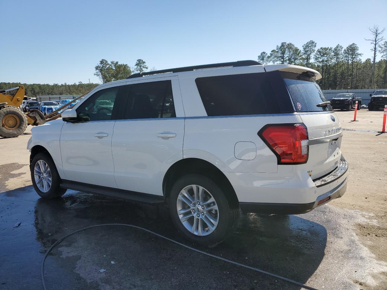 2024 FORD EXPEDITION XLT VIN:1FMJU1H87REA11212