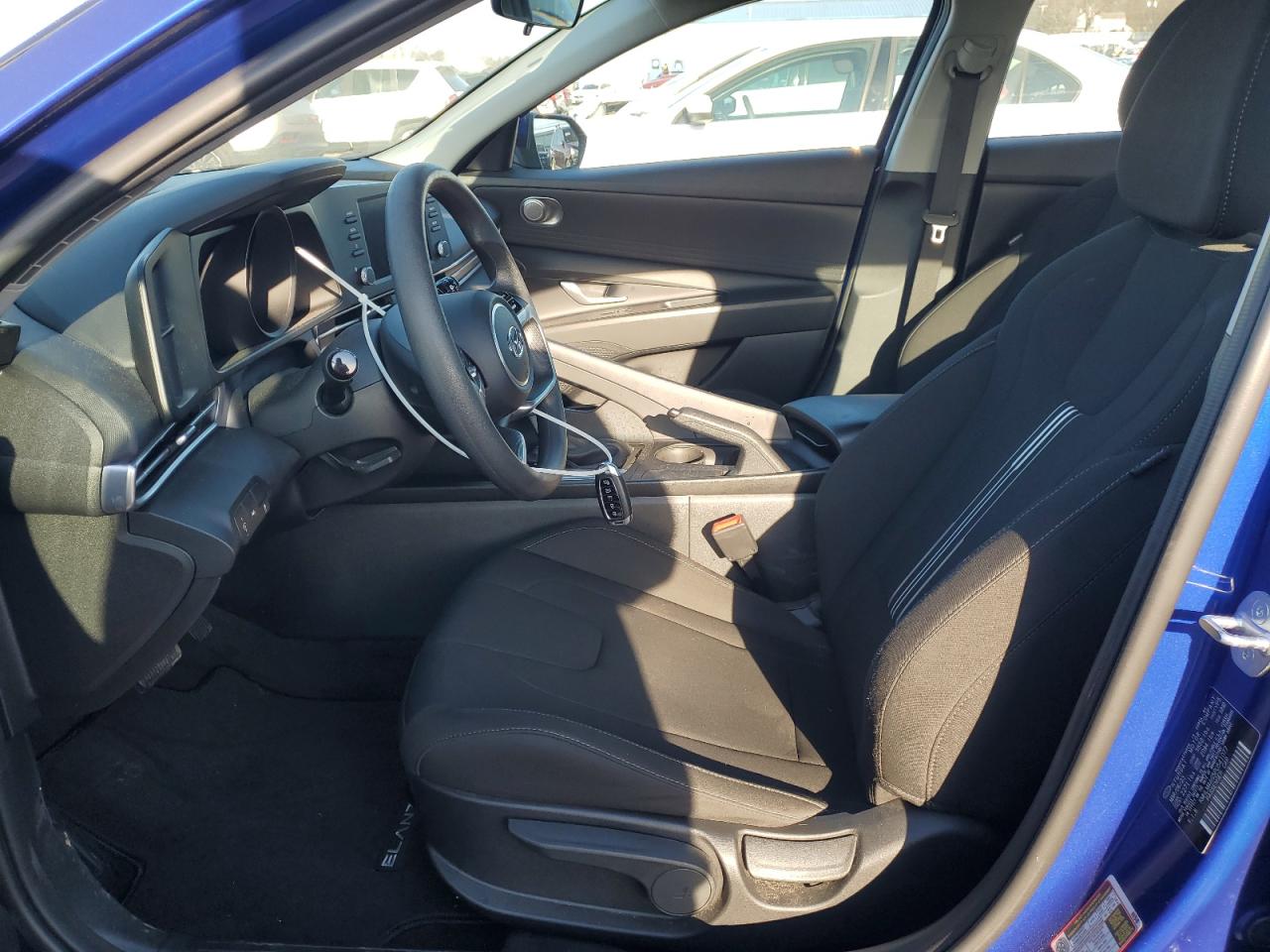 2023 HYUNDAI ELANTRA SEL VIN:5UXTR7C50KLF29583