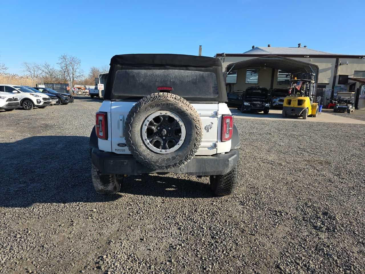 2022 FORD BRONCO BASE VIN:1FMDE5DH8NLB89353